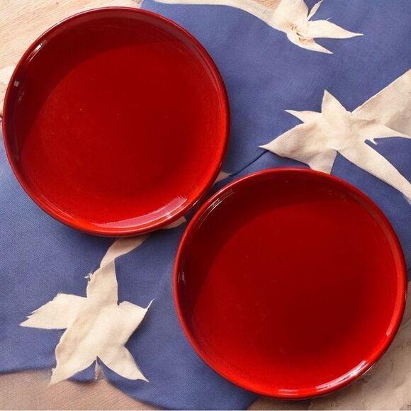 Vintage Bright Red Speckled Glaze 10” Stoneware Couple Dinner Plates - Picture 11 of 16